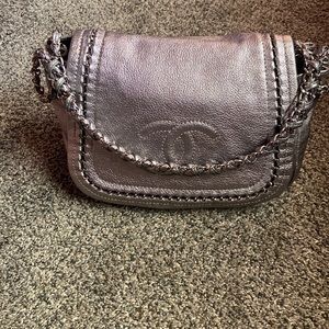 Chanel medium shoulder bag